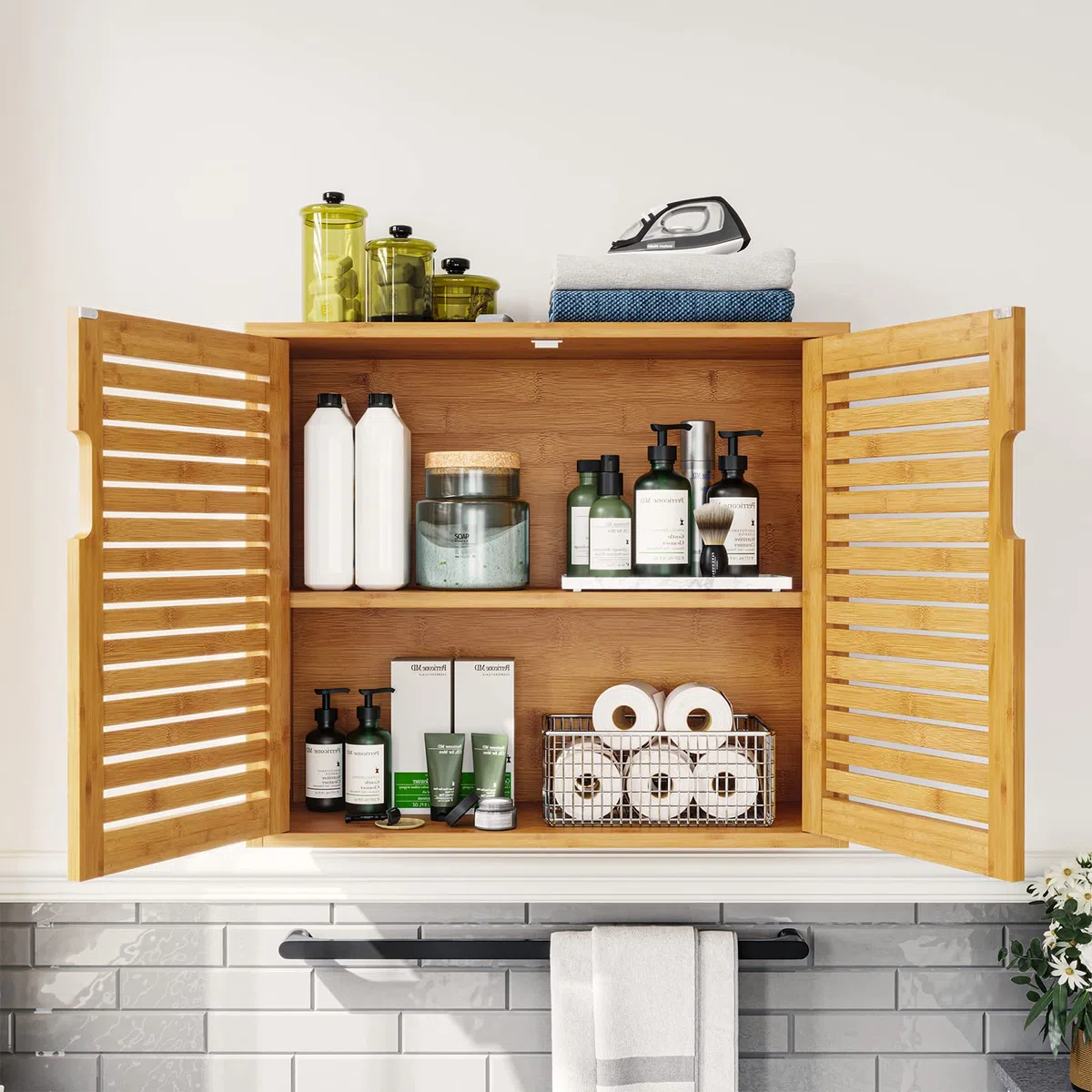 VIAGDO Badezimmerschrank Hängend Bambus Wandschrank, Hängeschrank Küchenschrank Badezimmer Regal Medizinschrank mit höhenverstellbarer Regalebene, Badschrank Wandmontage, Wandregal, 20.7x59x51cm