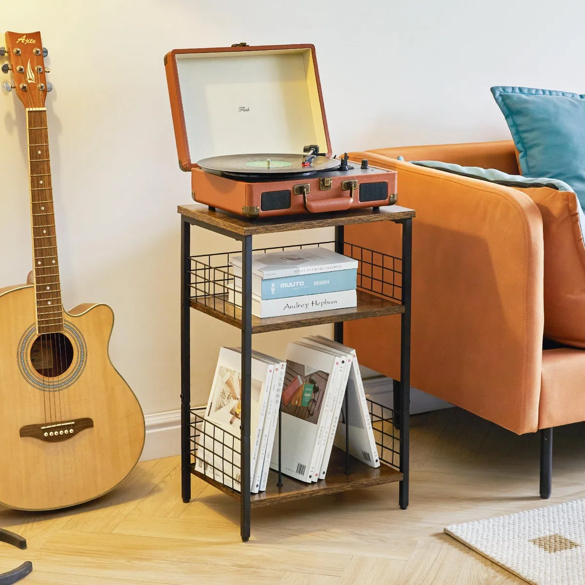 YMYNY Beistelltisch, 3 Ebenen Standregal, Plattenständer mit klassifizierter Lagerung, Schutzeisennetz, für Plattenspieler, CDs, Magazin, Wohnzimmer, Schlafzimmer, Studio Rustikal Braun HST009H