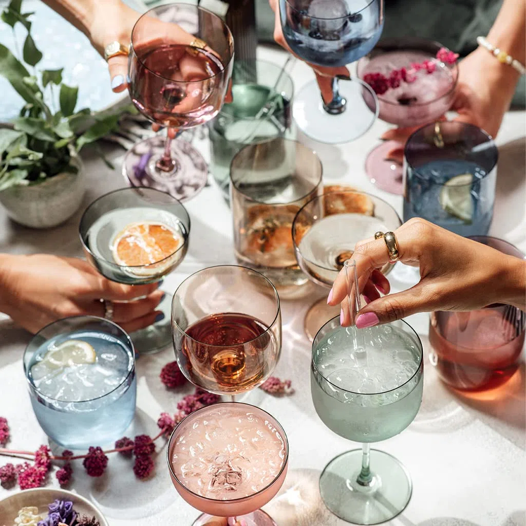 like. by Villeroy & Boch – Like Grape Wein- & Wassergläser-Set 4tlg. Traube | Je 2x Weinglas (270 ml) und Wasserglas (280 ml), Farbige Gläser, Kristallglas