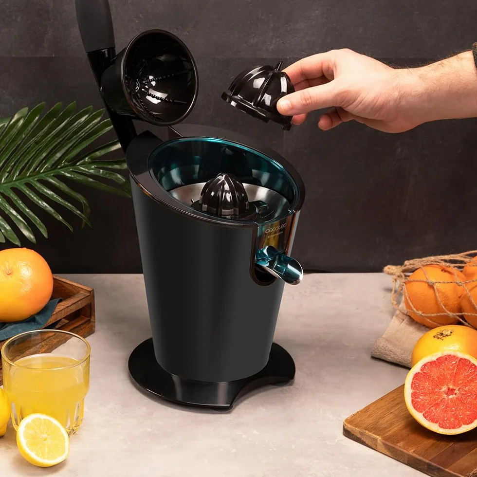 Cecotec Elektrischer Zitruspressen EssentialVita PowerFresh 1000 Black, Leistung 1000 W, Edelstahlfilter, 6 Titanblätter, kontinuierliche Extraktion, Tropfschutz, spülmaschinenfeste Teile