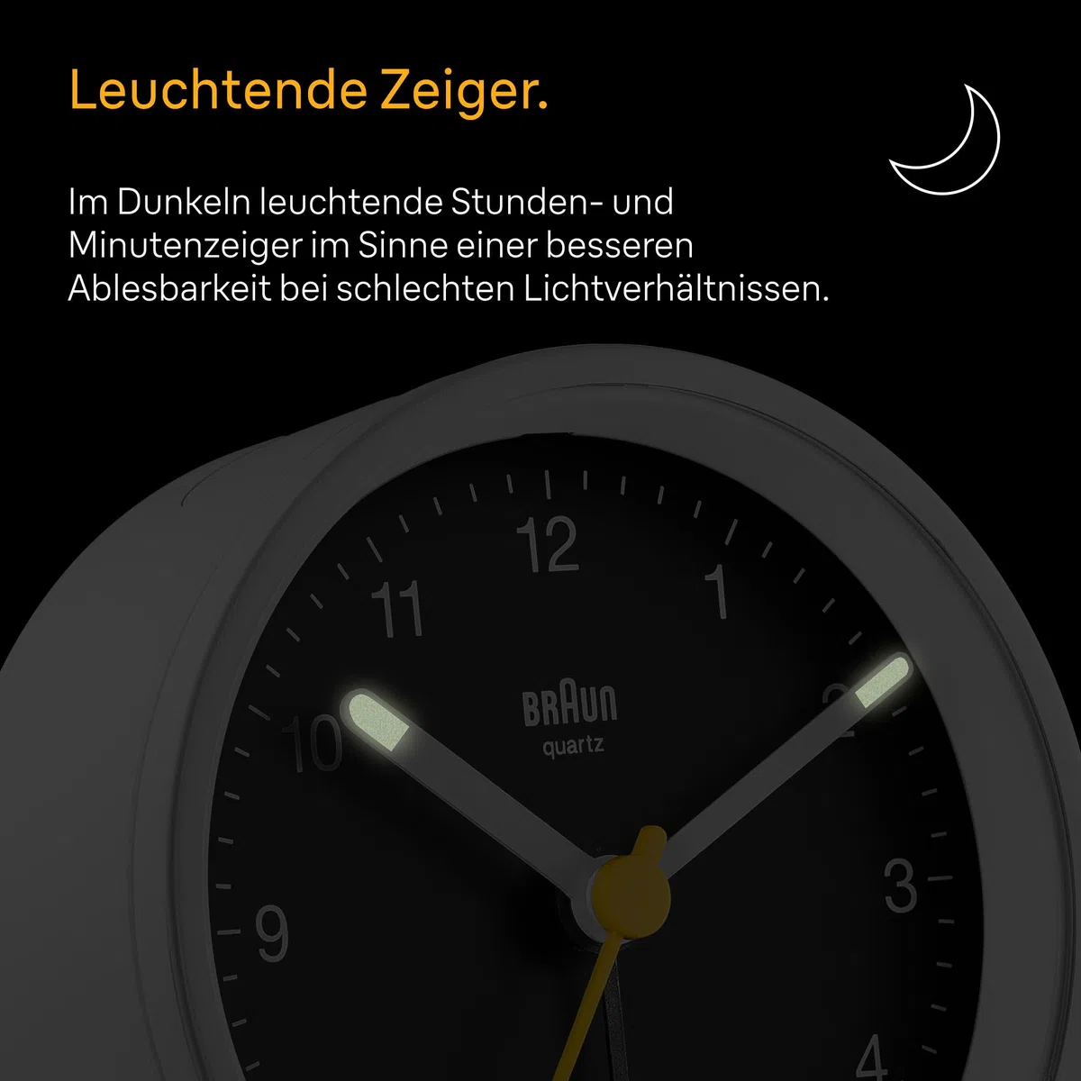 Braun Klassischer analoger Wecker Schlummerfunktion und Licht, ruhiges Quarzuhrwerk, Crescendo-Alarm in Weiß und Schwarz, Modell BC12WB.